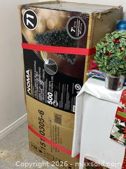 MaxSold Auction: Mixed Christmas Decorations Lot with 7 ft Pre-Lit Tree - Clarence-Rockland (Ontario, Canada) PARTNER MANAGED Estate Sale Online Auction - Campeau Crescent