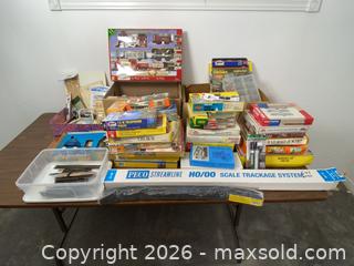 MaxSold Auction: N Scale Model Train Lot - Clarence-Rockland (Ontario, Canada) PARTNER MANAGED Estate Sale Online Auction - Campeau Crescent