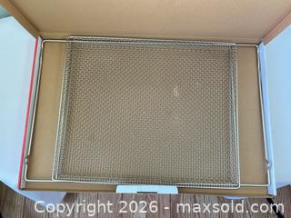 MaxSold Auction: Small Appliances Kitchen Lot  - Clarence-Rockland (Ontario, Canada) PARTNER MANAGED Estate Sale Online Auction - Campeau Crescent