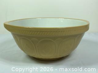 MaxSold Auction: Vintage T.G.Green Gripstand Mixing Bowl - Clarence-Rockland (Ontario, Canada) PARTNER MANAGED Estate Sale Online Auction - Campeau Crescent