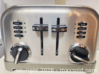MaxSold Auction: Cuisinart 4-Slice Silver Toaster - Point Edward (Ontario, Canada) SELLER MANAGED Estate Sale Online Auction -  Michigan Avenue