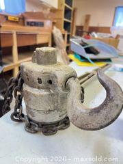 MaxSold Auction: Lever Chain Hoist / Come-Along, 3/4 Ton Capacity - Point Edward (Ontario, Canada) SELLER MANAGED Estate Sale Online Auction -  Michigan Avenue