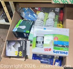 MaxSold Auction: Lot of Mixed Philips, Sylvania, NOMA & GE Light Bulbs - Point Edward (Ontario, Canada) SELLER MANAGED Estate Sale Online Auction -  Michigan Avenue