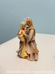 MaxSold Auction: Mixed Holiday / Christmas Decor Assortment — Cardinals, Nativity, Tree - Point Edward (Ontario, Canada) SELLER MANAGED Estate Sale Online Auction -  Michigan Avenue