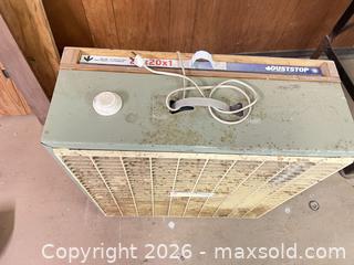 MaxSold Auction: Parklane 20 x 20 Inch Box Fan - Point Edward (Ontario, Canada) SELLER MANAGED Estate Sale Online Auction -  Michigan Avenue