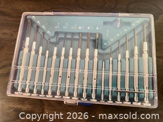 MaxSold Auction: Precision / Jeweler's Screwdriver Set, 18-Piece - Point Edward (Ontario, Canada) SELLER MANAGED Estate Sale Online Auction -  Michigan Avenue