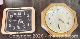 MaxSold Auction: Wall Clock — Quartz Movement, Wood and Plastic Frame - Point Edward (Ontario, Canada) SELLER MANAGED Estate Sale Online Auction -  Michigan Avenue