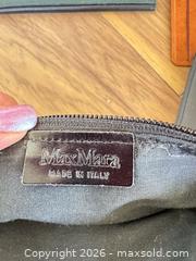 MaxSold Auction: Ladies Accessories - Burnaby (British Columbia, Canada) SELLER MANAGED Estate Sale Online Auction - Beresford Street (CONDO)