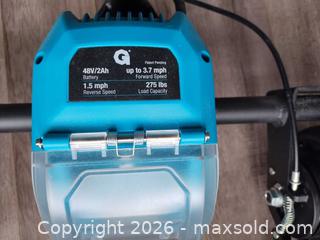 MaxSold Auction: 3-Wheel Mobility Electric Scooter B - King (Ontario, Canada) Moving Online Auction - Scott Crescent