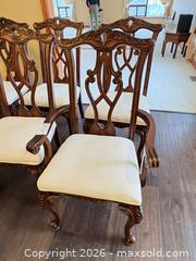 MaxSold Auction: Set of 6 Traditional / Queen Anne Dining Chairs C - King (Ontario, Canada) Moving Online Auction - Scott Crescent