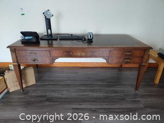 MaxSold Auction: Styles de France Executive Desk with Leather Top Inlay D - King (Ontario, Canada) Moving Online Auction - Scott Crescent