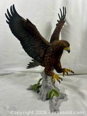 MaxSold Auction: Lenox Eagle of Glory Porcelain Statue - Cupertino (California, USA) SELLER MANAGED Downsizing Online Auction - Rollingdell Drive (CONDO)