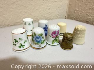 MaxSold Auction: Porcelain/Fine Bone China Floral Thimbles - Lot of 5 - Cupertino (California, USA) SELLER MANAGED Downsizing Online Auction - Rollingdell Drive (CONDO)