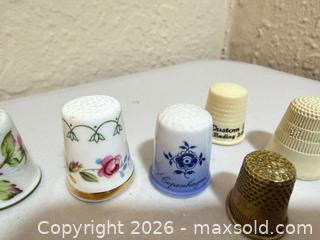 MaxSold Auction: Porcelain/Fine Bone China Floral Thimbles - Lot of 5 - Cupertino (California, USA) SELLER MANAGED Downsizing Online Auction - Rollingdell Drive (CONDO)