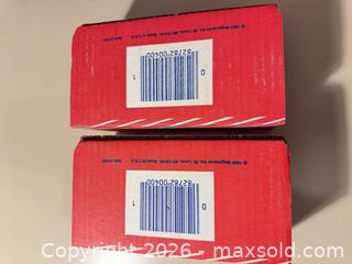 MaxSold Auction: 1980s Baseball Trading Cards Lot - 2 Boxes (Aprox. 600 Cards) - Wake Forest (North Carolina, USA) SELLER MANAGED Downsizing Online Auction -  Marbank Street