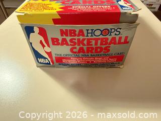 MaxSold Auction: 1990 NBA Hoops Basketball Trading Card 36-Count Box - Wake Forest (North Carolina, USA) SELLER MANAGED Downsizing Online Auction -  Marbank Street