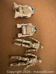 MaxSold Auction: Kenner vintage 1970s C-3PO & R2-D2 figures - Wake Forest (North Carolina, USA) SELLER MANAGED Downsizing Online Auction -  Marbank Street