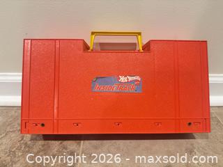 MaxSold Auction: Vintage Die-Cast Toy Cars & Collector Cases, 25-50 Pieces - Wake Forest (North Carolina, USA) SELLER MANAGED Downsizing Online Auction -  Marbank Street