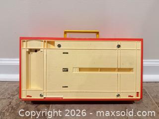 MaxSold Auction: Vintage Die-Cast Toy Cars & Collector Cases, 25-50 Pieces - Wake Forest (North Carolina, USA) SELLER MANAGED Downsizing Online Auction -  Marbank Street