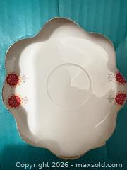 MaxSold Auction: Porcelain Teacup and Saucer Set, 6-Piece, White with Gold Trim - Clarington (Ontario, Canada) SELLER MANAGED Downsizing Online Auction - Trulls Road