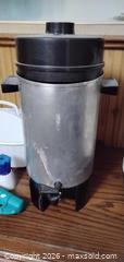 MaxSold Auction: Coffee Perculator Urns, Sir Popcorn Machine, Electric Scrubber, Brush Heads & Charger - St. Catharines (Ontario, Canada) SELLER MANAGED Downsizing Online Auction -  Brookbanks Drive