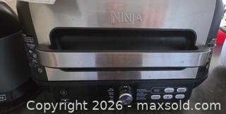 MaxSold Auction: Ninja Countertop Oven/Air Fryer + Personal Blender Lot (2+) - White Rock (British Columbia, Canada) PARTNER MANAGED Estate Sale Online Auction - Foster Street (CONDO)