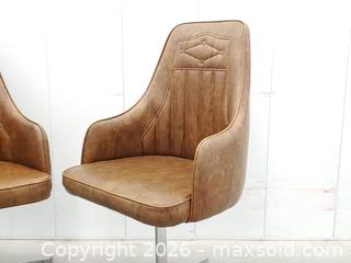 MaxSold Auction: Pair of Vintage Swivel Armchairs - Toronto (Ontario, Canada) PARTNER MANAGED Downsizing Online Auction - Esandar Drive (STORAGE)
