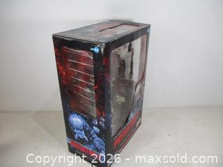 MaxSold Auction: 2005 PREDATOR 2. 1/6 Scale Pre-Painted Soft Vinyl Kit, Snap Fit Figure. KOTOBUKIYA Co. - Toronto (Ontario, Canada) SELLER MANAGED Estate Sale Online Auction - Annette Street