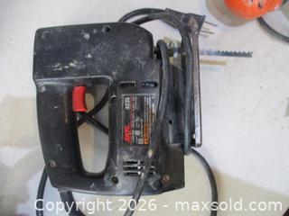 MaxSold Auction: Black & Decker Cord Drill. Black & Decker Skillsaw. MASTERCRAFT Palm Sander. SKIL Jigsaw. 2 Extra Skillsaw Blades One Used One New.  - Toronto (Ontario, Canada) SELLER MANAGED Estate Sale Online Auction - Annette Street