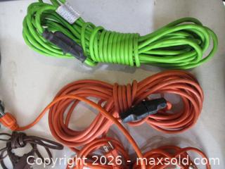 MaxSold Auction: Extension Cord Lot. - Toronto (Ontario, Canada) SELLER MANAGED Estate Sale Online Auction - Annette Street