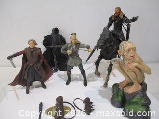 MaxSold Auction: Four 2001/2002 Lord Of The Rings Action Figures By MARVEL Plus 2003 TOLKEN SIDESHOW WETA Collectables "SMEAGOL" Poly Resin Figure. - Toronto (Ontario, Canada) SELLER MANAGED Estate Sale Online Auction - Annette Street