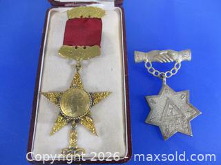 MaxSold Auction: Two Antique Medals, C.O.C.F. -"The Canadian Order Of Chosen Friends". Masonic Medal LAKEVIEW No.272, Jan 14, 1910. - Toronto (Ontario, Canada) SELLER MANAGED Estate Sale Online Auction - Annette Street