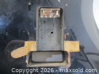 MaxSold Auction: Vintage WASHBURN MG-40 Electric Guitar, Mercury Series, Serial Number 1120467.  - Toronto (Ontario, Canada) SELLER MANAGED Estate Sale Online Auction - Annette Street