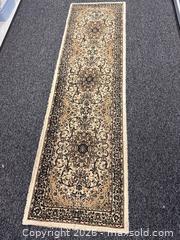 MaxSold Auction: 7'x2' beige runner - Hanover Township (Pennsylvania, USA) PARTNER MANAGED Downsizing Online Auction - Airport Road (STORAGE)              