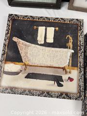 MaxSold Auction: Artwork and faux plants - Hanover Township (Pennsylvania, USA) PARTNER MANAGED Downsizing Online Auction - Airport Road (STORAGE)              