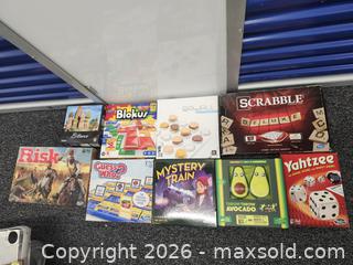 MaxSold Auction: Games - Hanover Township (Pennsylvania, USA) PARTNER MANAGED Downsizing Online Auction - Airport Road (STORAGE)              