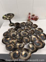 MaxSold Auction: Home decor - Hanover Township (Pennsylvania, USA) PARTNER MANAGED Downsizing Online Auction - Airport Road (STORAGE)              