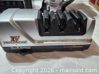 MaxSold Auction: Kitchen Lot - Hanover Township (Pennsylvania, USA) PARTNER MANAGED Downsizing Online Auction - Airport Road (STORAGE)              