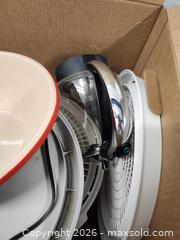 MaxSold Auction: Kitchen lot - Hanover Township (Pennsylvania, USA) PARTNER MANAGED Downsizing Online Auction - Airport Road (STORAGE)              