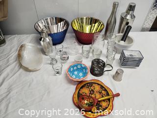 MaxSold Auction: Kitchen lot - Hanover Township (Pennsylvania, USA) PARTNER MANAGED Downsizing Online Auction - Airport Road (STORAGE)              