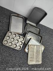 MaxSold Auction: Kitchen lot - Hanover Township (Pennsylvania, USA) PARTNER MANAGED Downsizing Online Auction - Airport Road (STORAGE)              