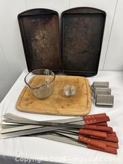 MaxSold Auction: Kitchen lot - Hanover Township (Pennsylvania, USA) PARTNER MANAGED Downsizing Online Auction - Airport Road (STORAGE)              