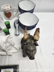 MaxSold Auction: Projector, statues, bowls, mug, shot glasses - Hanover Township (Pennsylvania, USA) PARTNER MANAGED Downsizing Online Auction - Airport Road (STORAGE)              