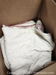 MaxSold Auction: Quilts and blankets - Hanover Township (Pennsylvania, USA) PARTNER MANAGED Downsizing Online Auction - Airport Road (STORAGE)              