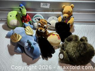 MaxSold Auction: Stuffed Animal Lot 2 - Hanover Township (Pennsylvania, USA) PARTNER MANAGED Downsizing Online Auction - Airport Road (STORAGE)              
