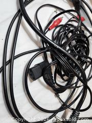 MaxSold Auction: Zen Microphone and Various Cables - Hanover Township (Pennsylvania, USA) PARTNER MANAGED Downsizing Online Auction - Airport Road (STORAGE)              