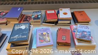 MaxSold Auction: Assorted Books Collection 2  (Brown Tape) - Mississauga (Ontario, Canada) SELLER MANAGED Charity/Fundraising Online Auction - Lakeshore Road East