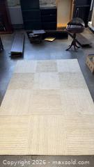 MaxSold Auction: Beige Carpet - Mississauga (Ontario, Canada) SELLER MANAGED Charity/Fundraising Online Auction - Lakeshore Road East