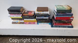 MaxSold Auction: Book Collection  - Mississauga (Ontario, Canada) SELLER MANAGED Charity/Fundraising Online Auction - Lakeshore Road East