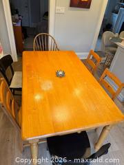 MaxSold Auction: Solid Wood Dining or Kitchen Table  - Mississauga (Ontario, Canada) SELLER MANAGED Charity/Fundraising Online Auction - Lakeshore Road East